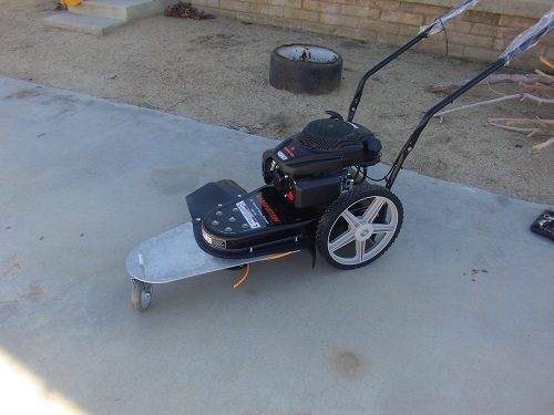 3rd wheel conversion kit for walk-behind trimmer Remington 3rd wheel conversion kit for walk-behind trimmer Remington